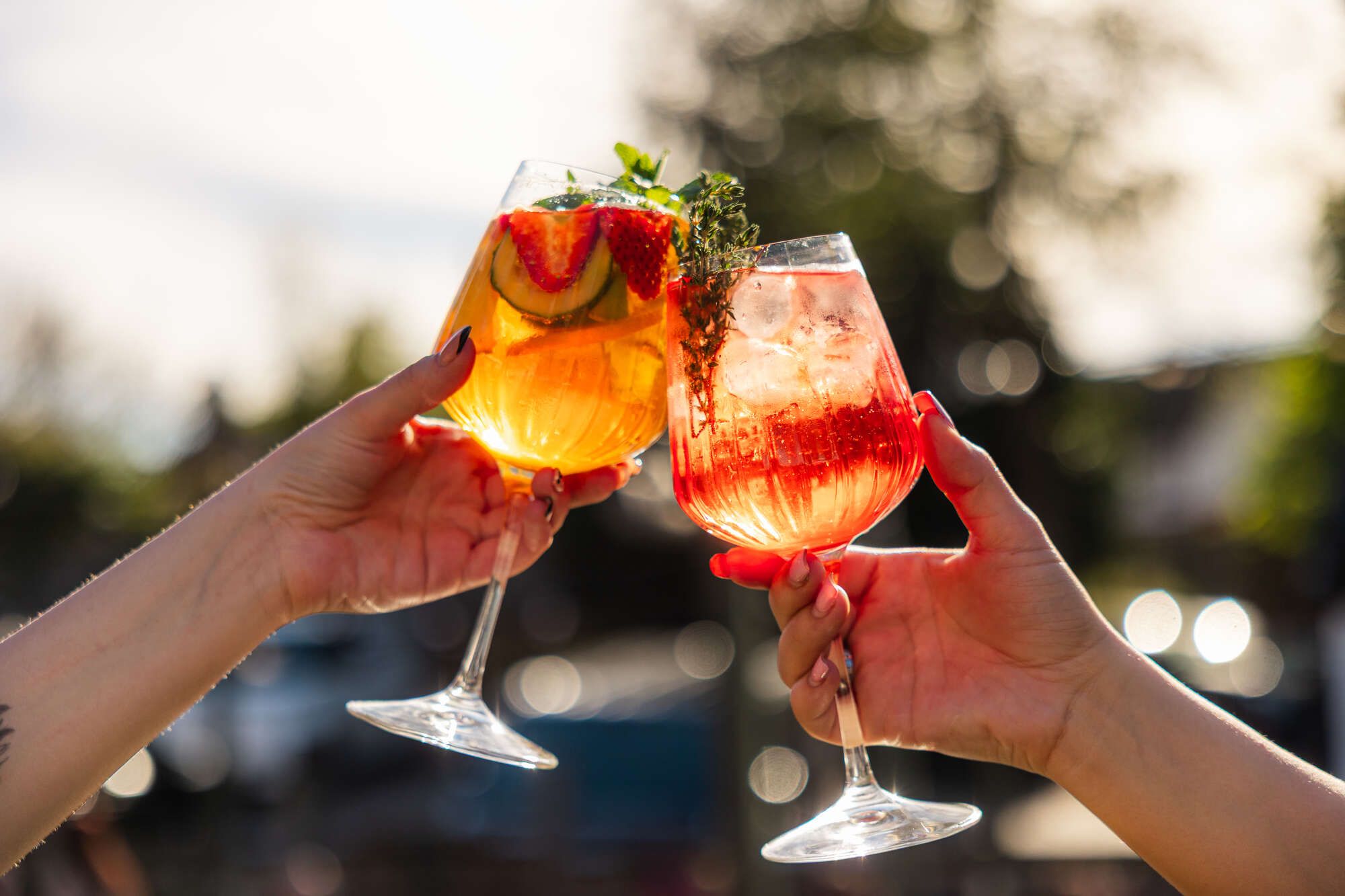 Summer Spritz, Aperol, Hugo, Riverside, cheers