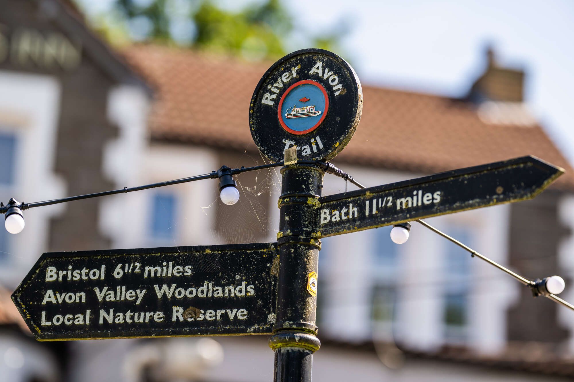 Sign post to Bath & Bristol city