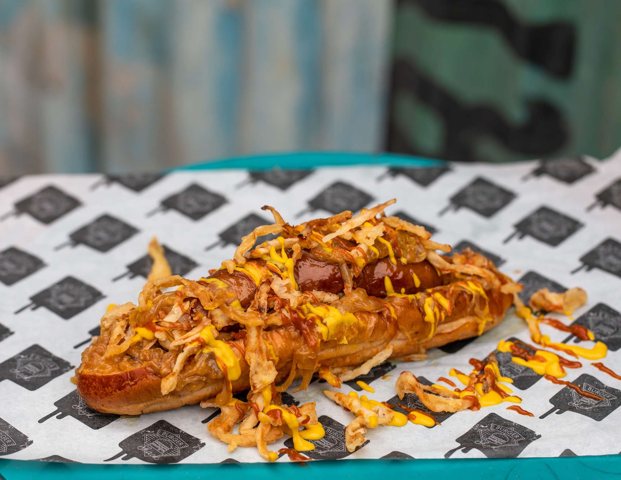 bratwurst hotdog